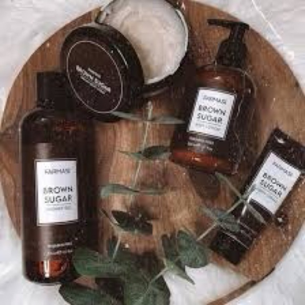 Farmasi Brown sugar bundle